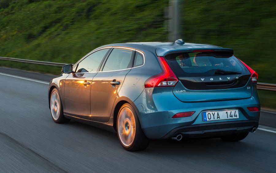  Volvo V40 2012 года  (фото 89 из 183)